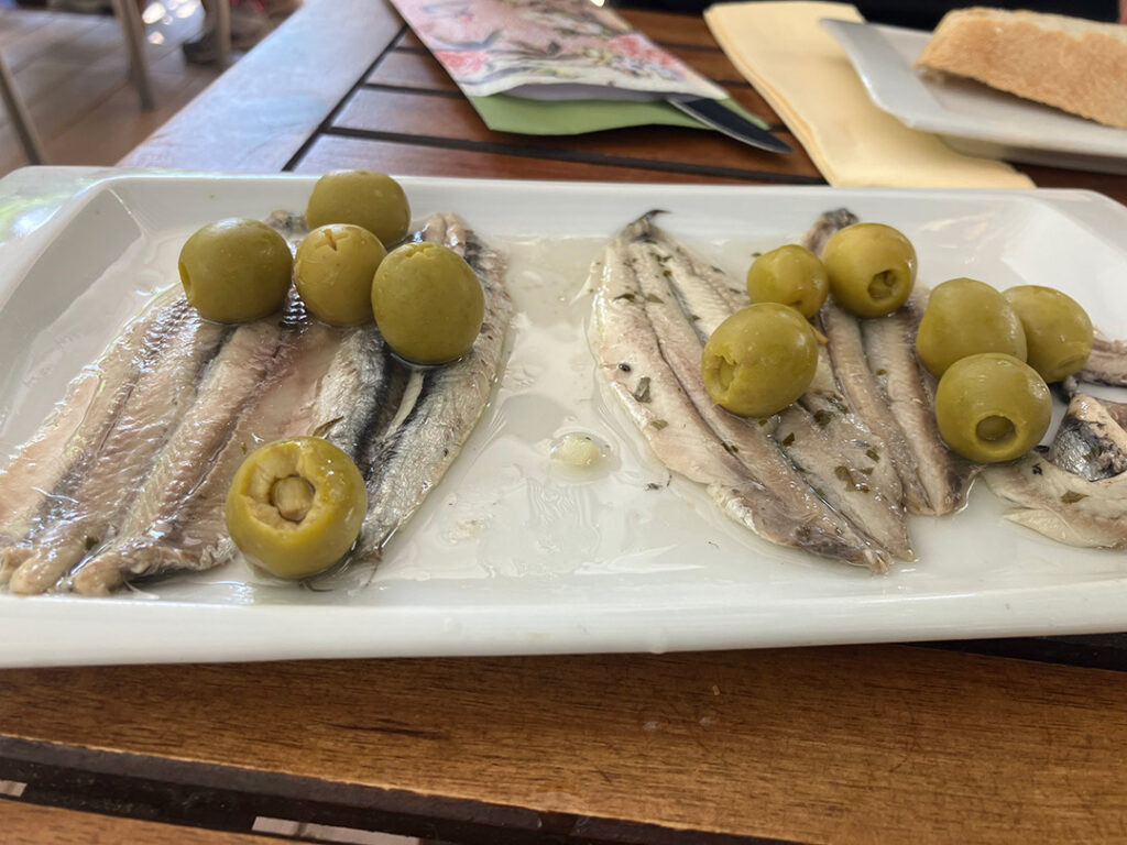 Boquerones with green olives